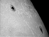 � M. Neuerer; Sonne am 25.06.2001 - Die Aufnahmen sind mit einem 180er TMB Apo (abgeblendet auf 140 mm / schlechtes seeing) gemacht. Als Kamera diente eine Nikon Coolpix 880 Digitalkamera mit 6 mm LV Okular.